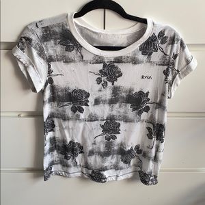 Xs black and white rica t shirt